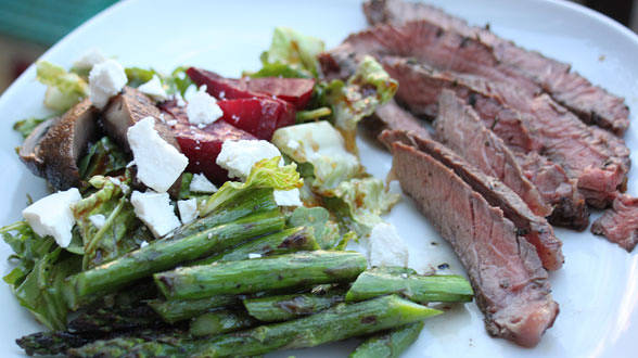 Everything Grilled Salad with Tuscan-Style Steak