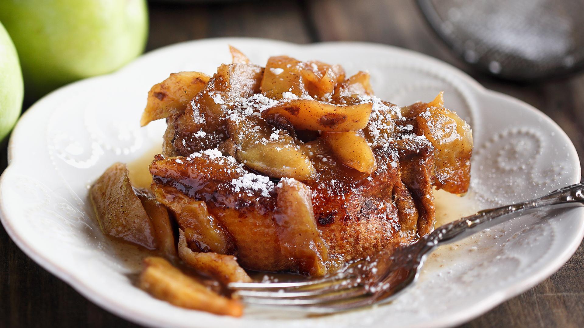 Apple-Pecan French Toast Casserole