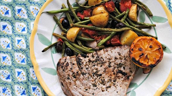 Tuna Steaks with Niçoise Potatoes