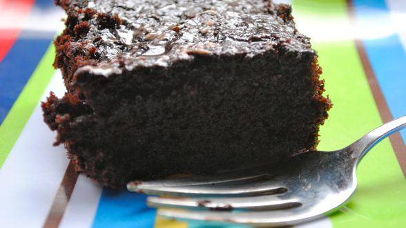 Crazy No-Bowl Chocolate Cake