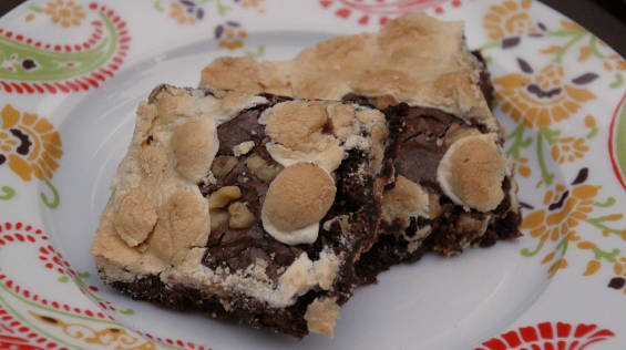 Marshmallow-Nut Brownies