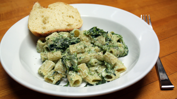 Roasted Broccoli Rabe and Roasted Garlic Rigatoni