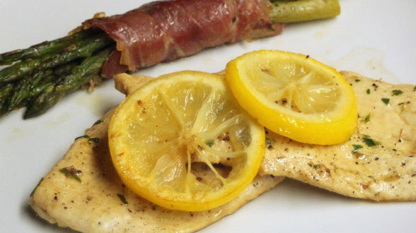 Chicken Piccata with Prosciutto-Wrapped Asparagus