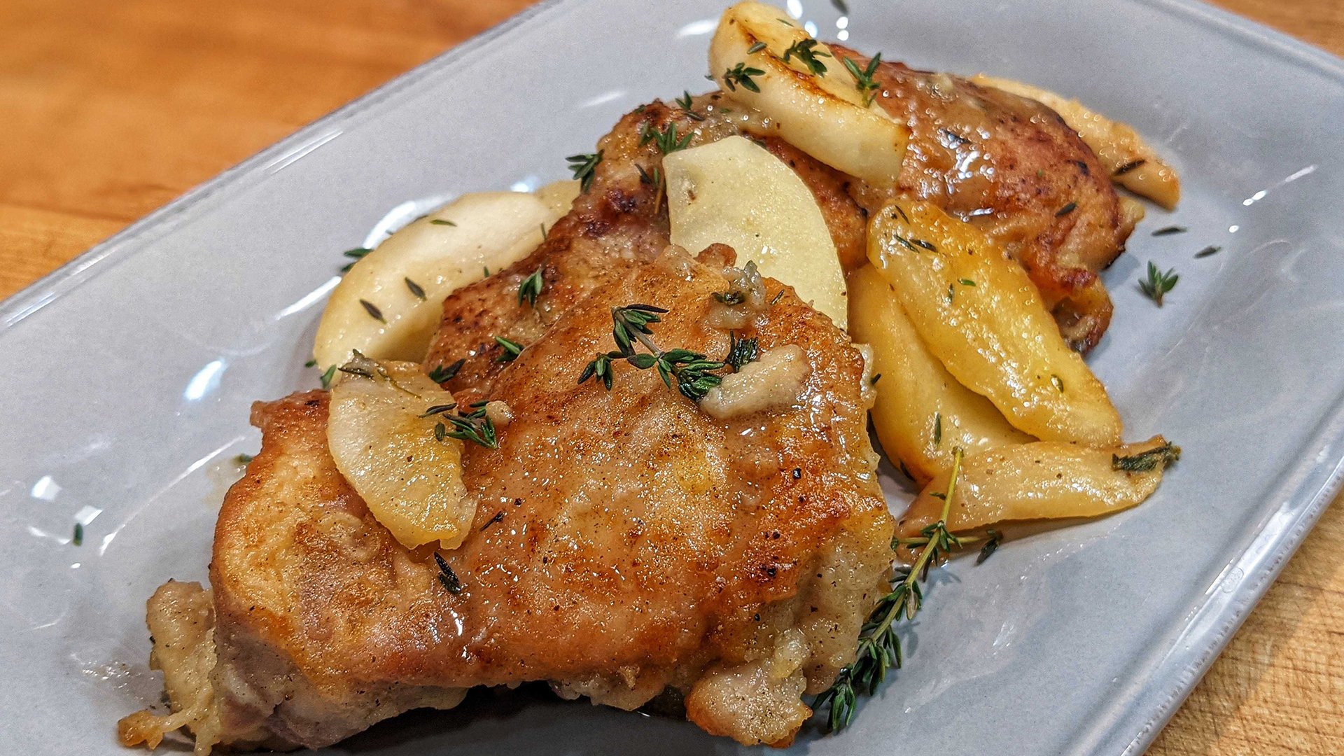 Chicken with Apples and Pears and Cheesy Potatoes Rachael Ray Recipe