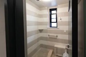 Hudson Yards Campus - Private Shower Rooms