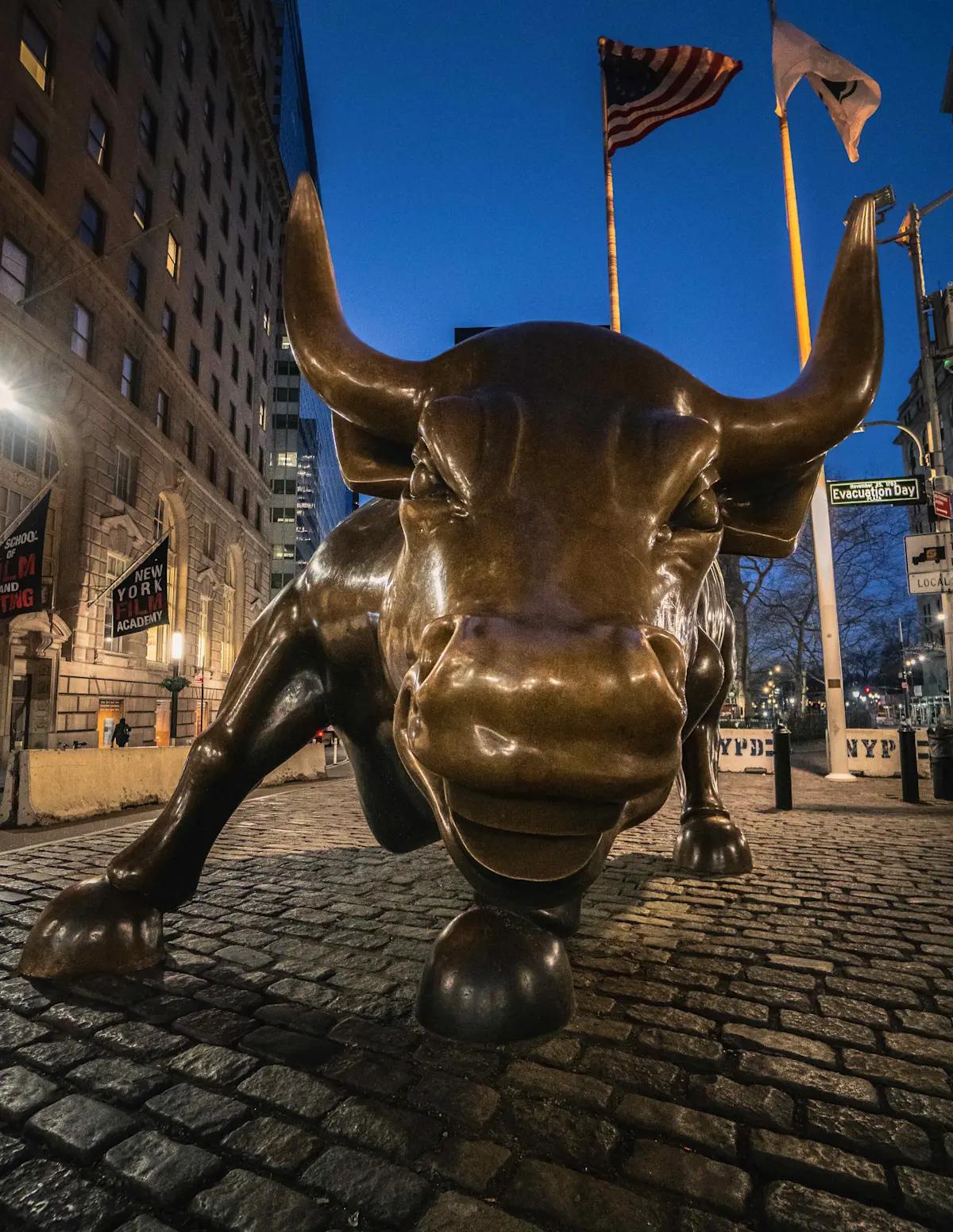 Wall Street Bull Statue