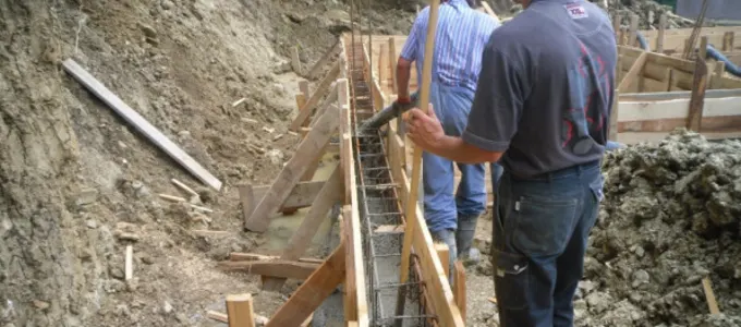 Lucratori in santier fara echipament de protectie 2