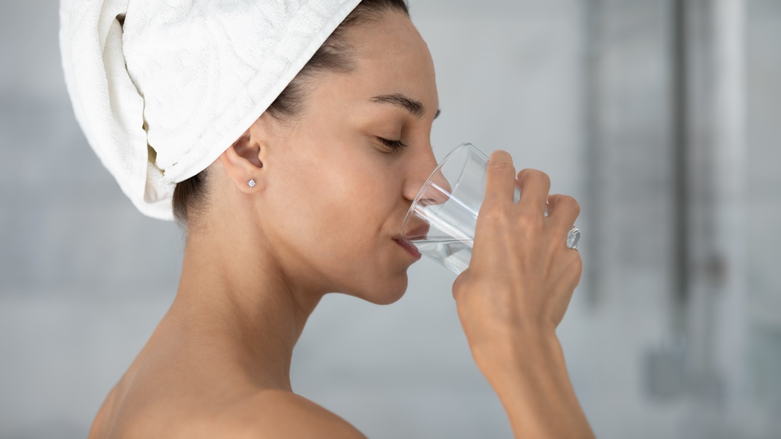 5-habits-of-people-with-great-skin-2