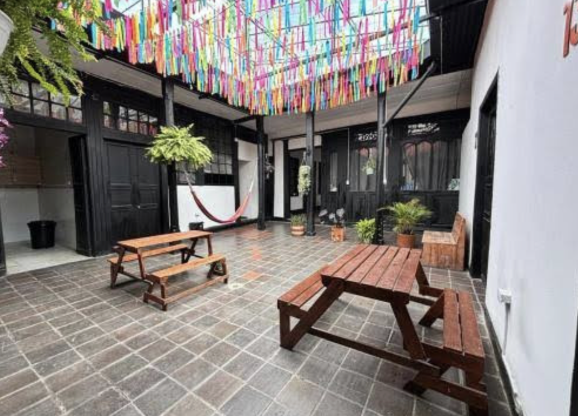 2 Living 1700 Casa Candelaria Coliving