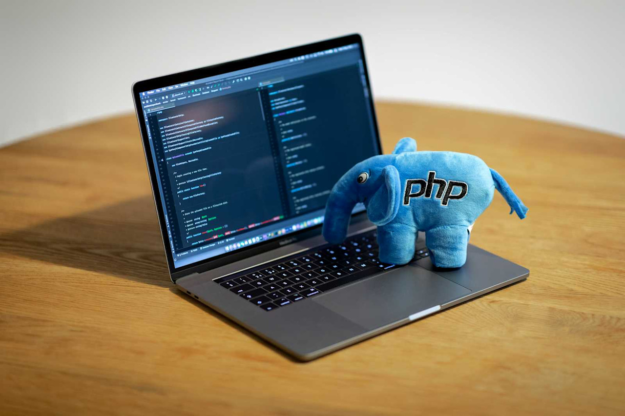 laptop php image