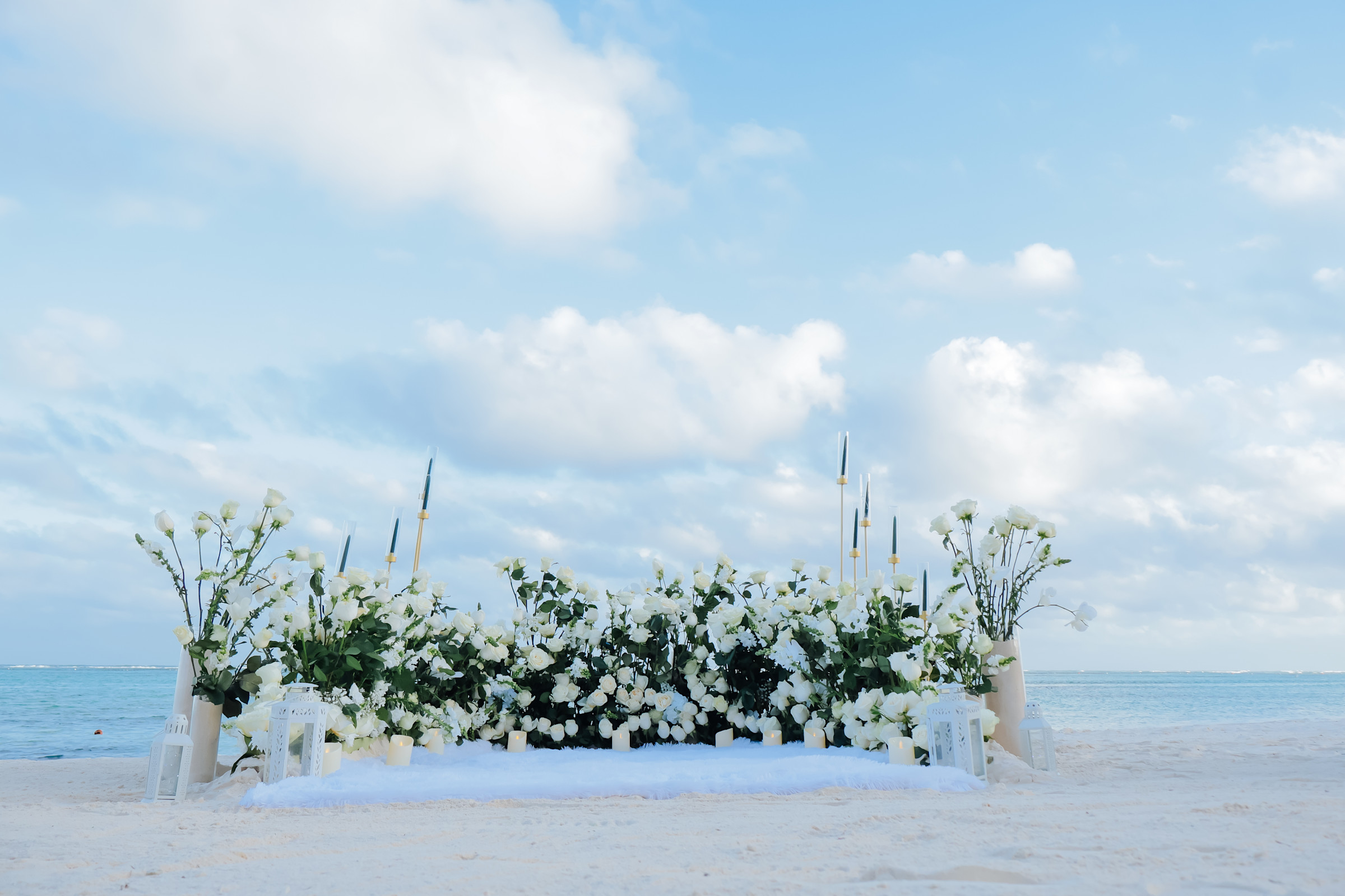 White Serenity: vista principal 1 em uma praia privativa de Uvero Alto, Punta Cana.