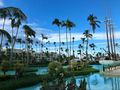 Cargos por ceremonia en Iberostar Grand Bávaro: extras que debes vigilar y beneficios que puedes aprovechar