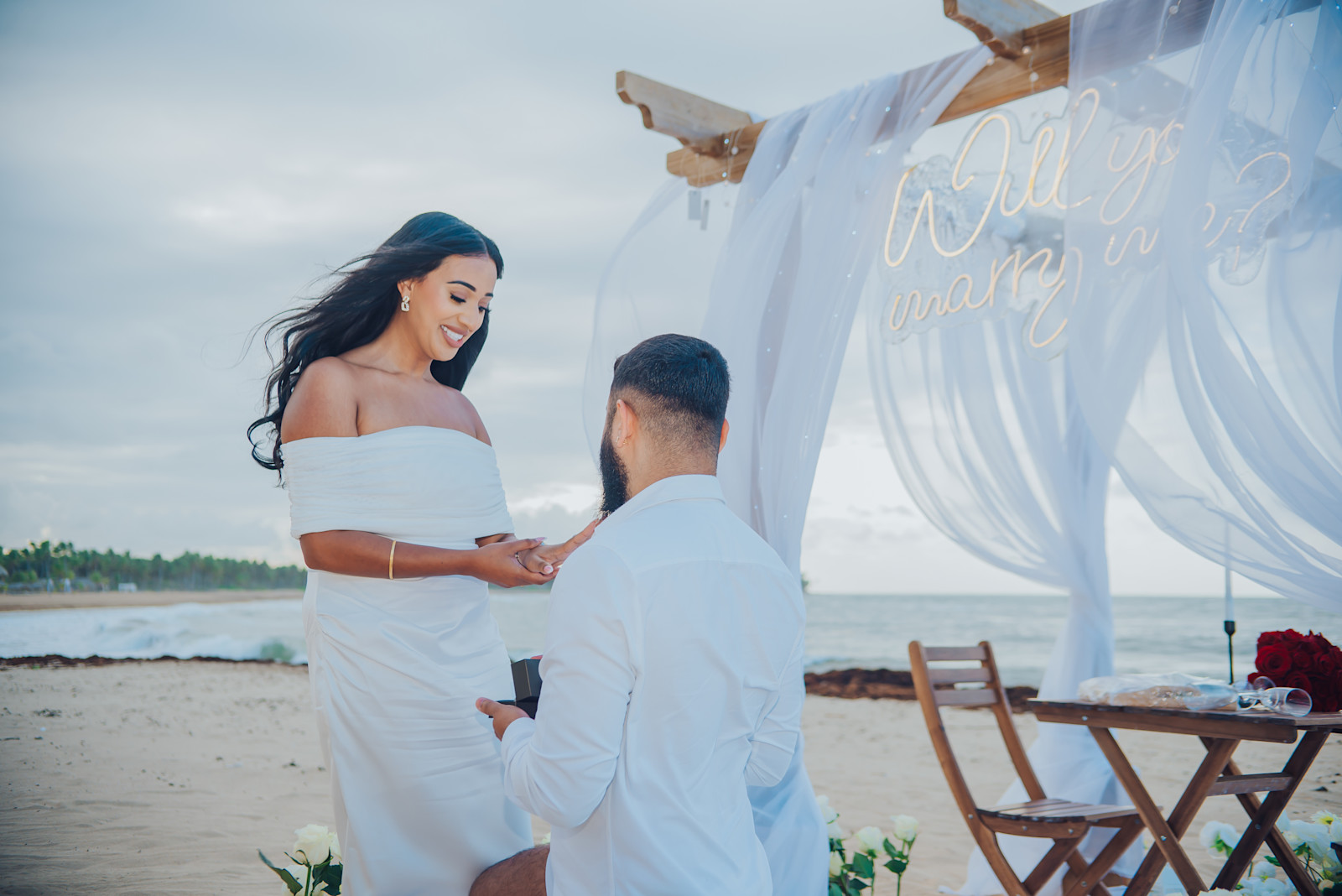 Romantic Hoopa : détail de l’installation 5 sur une plage privée d’Uvero Alto, Punta Cana.