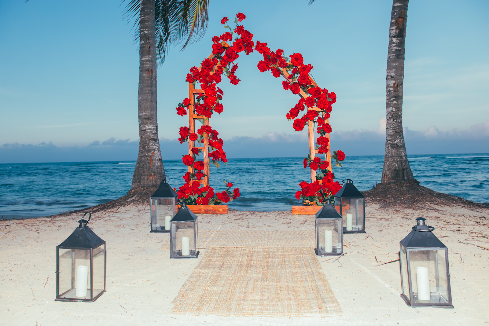 Amour Essence: detalhe da montagem 5 em uma praia privativa de Uvero Alto, Punta Cana.