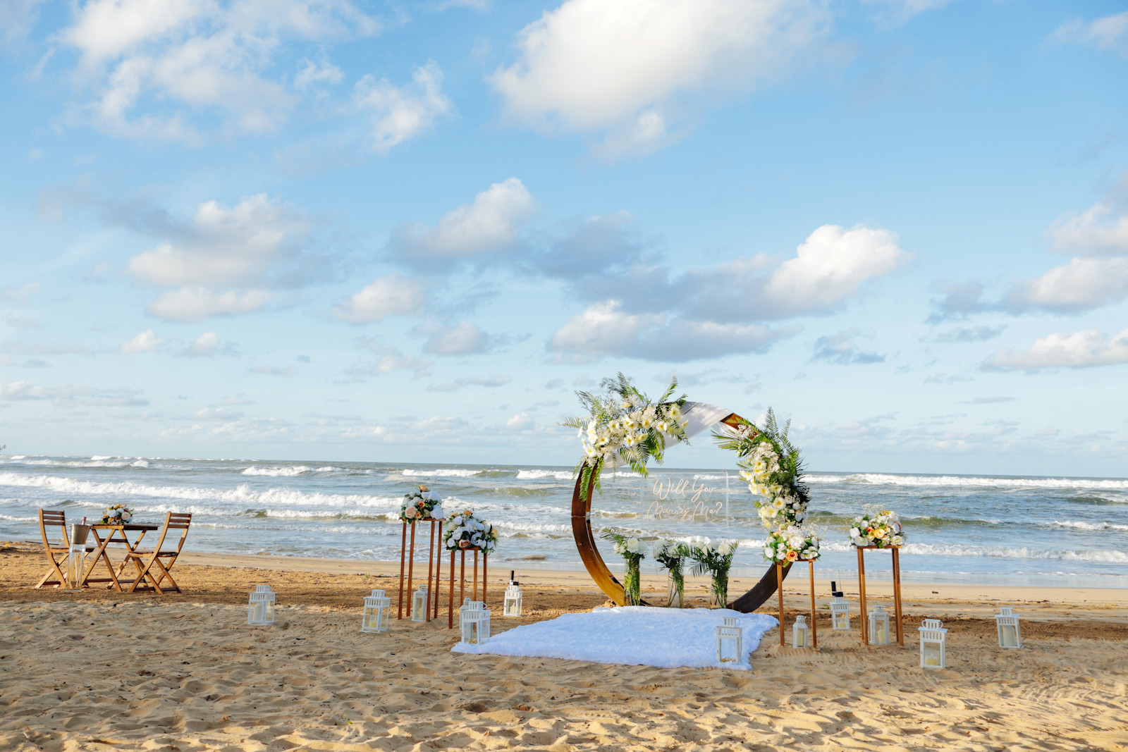 Infinity Love : détail de l’installation 19 sur une plage privée d’Uvero Alto, Punta Cana.