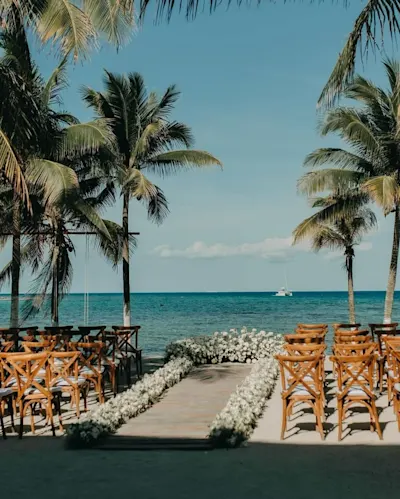 The Best All-Inclusive Wedding Packages Under $10,000