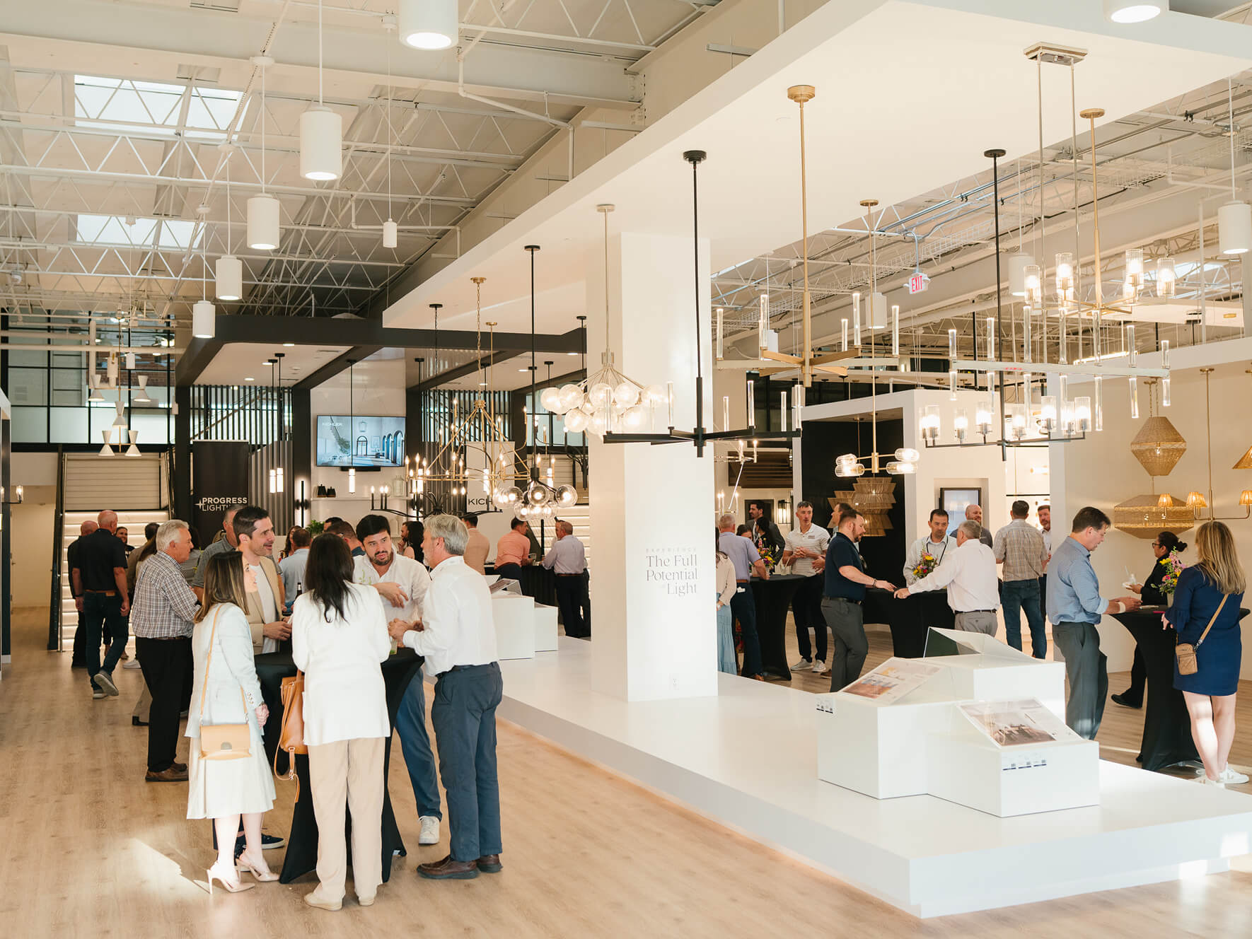 Kichler, Indoor \u0026 Outdoor Lighting, LED - Lighting New York, image size:1770x1328