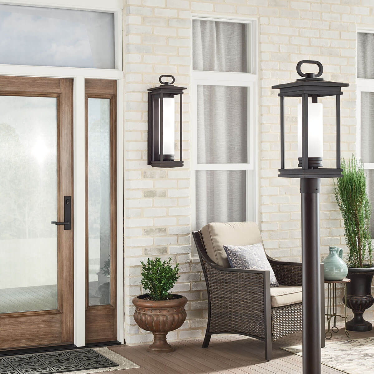 South Hope 1 Light Post Light Bronze | Kichler Lighting