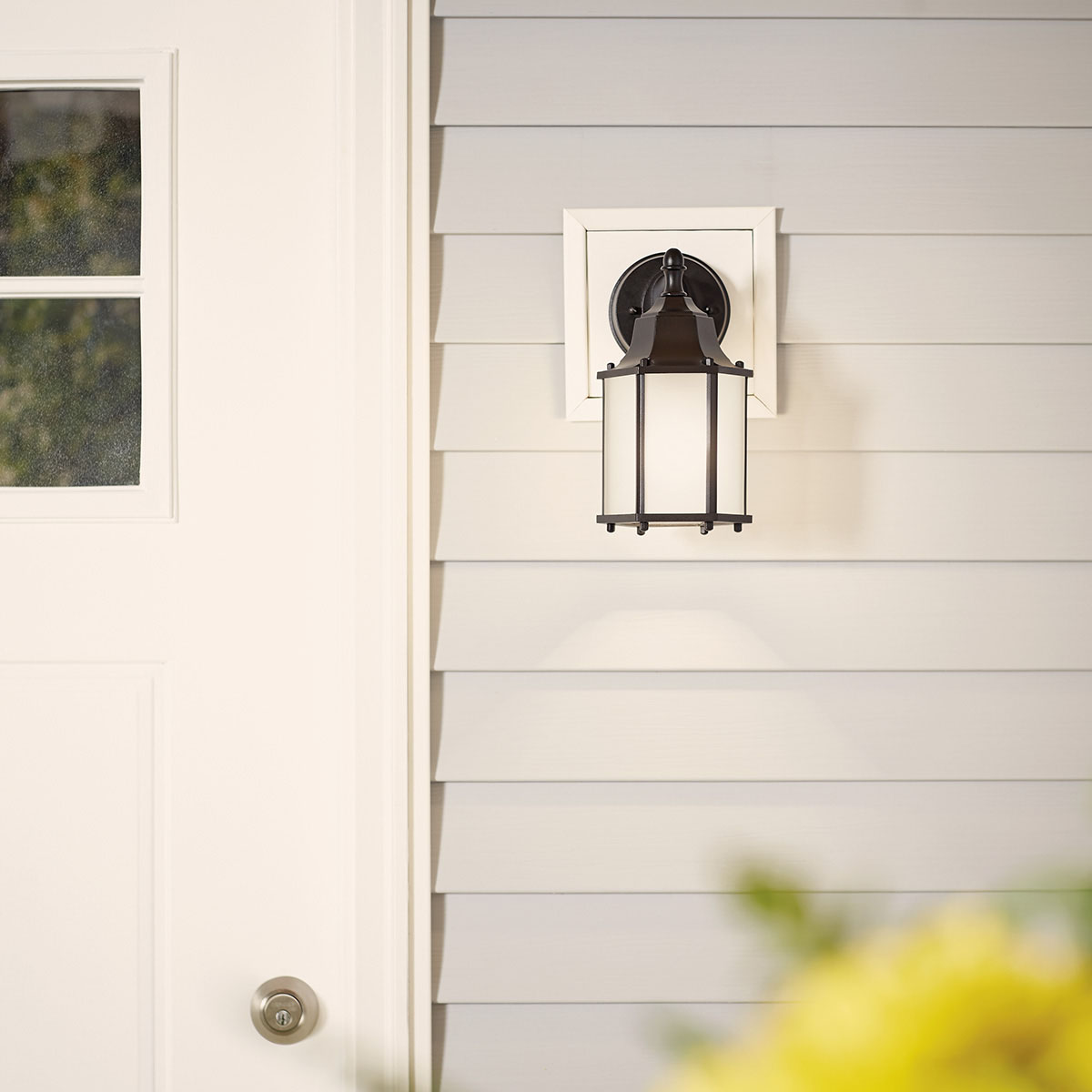 exterior-chesapeake-9774bks-