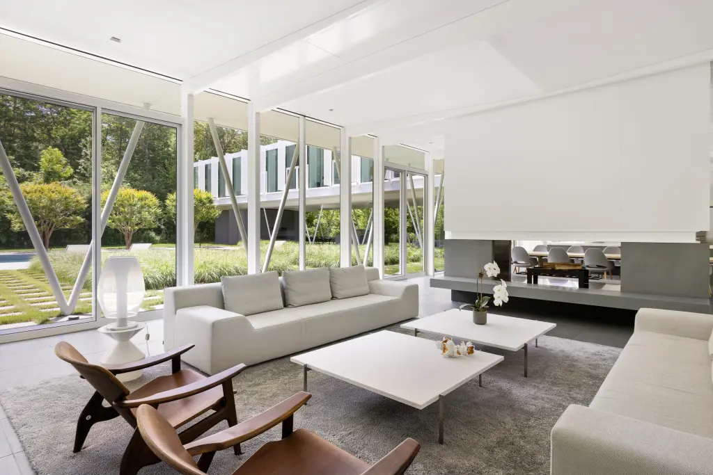 13 Terrys Trail East Hampton