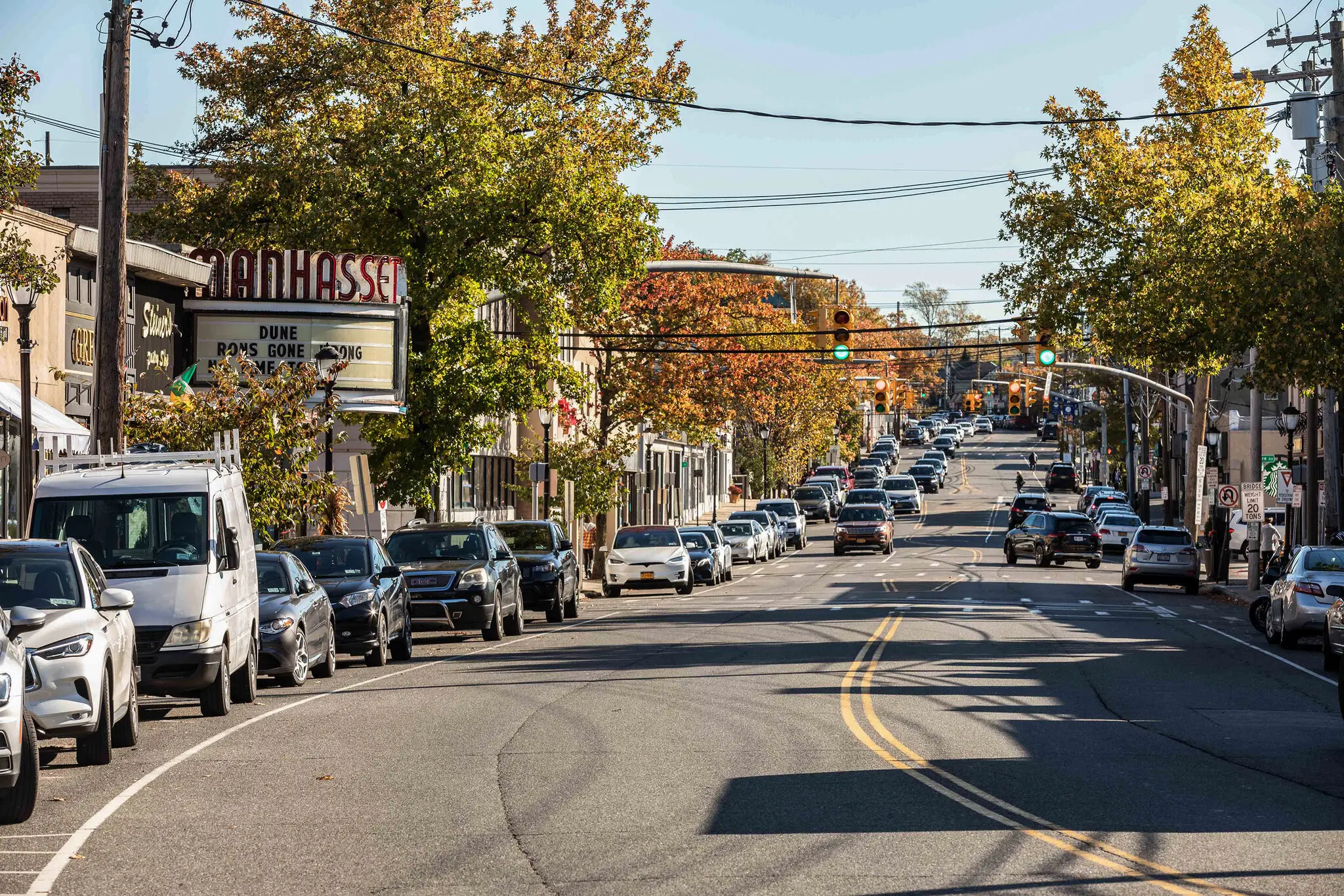 Garden City vs Manhasset: Which Nassau County Neighborhood Is Right for You?