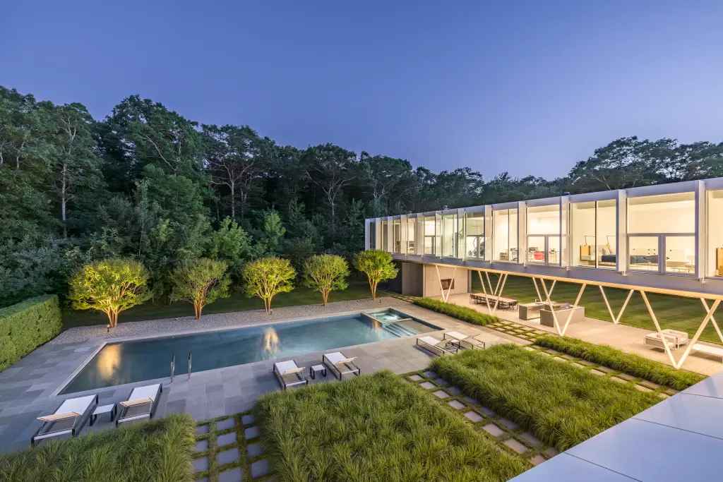 13 Terrys Trail East Hampton