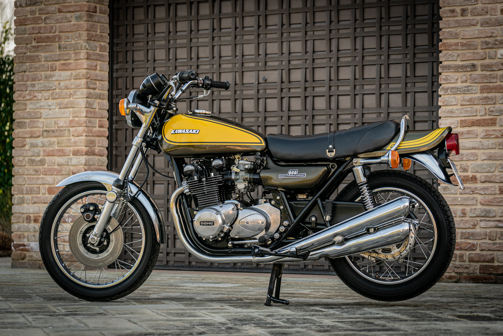 Kawasaki Z1 Super 4 Black Head - Ruote da Sogno