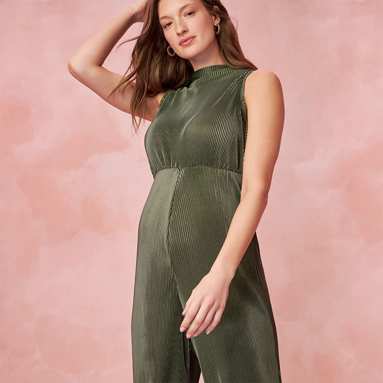 Rent Maternity and Postpartum Clothing Nuuly(02)