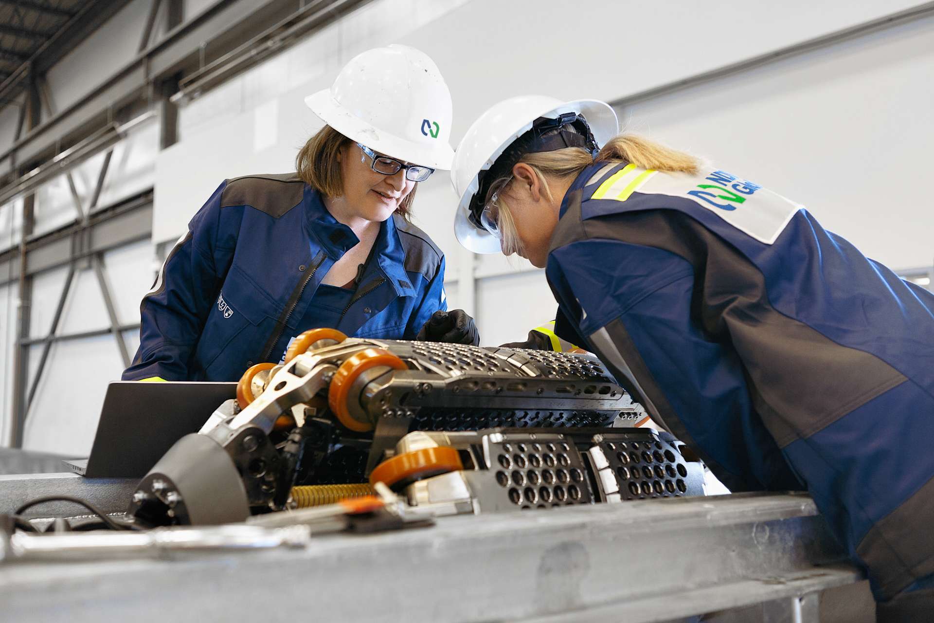 Next Generation ILI Crack Inspection Service - Phased Array Ultrasonic ...