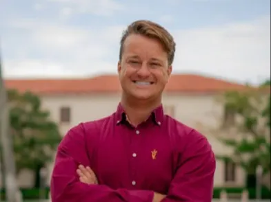 Brett Holzhauer