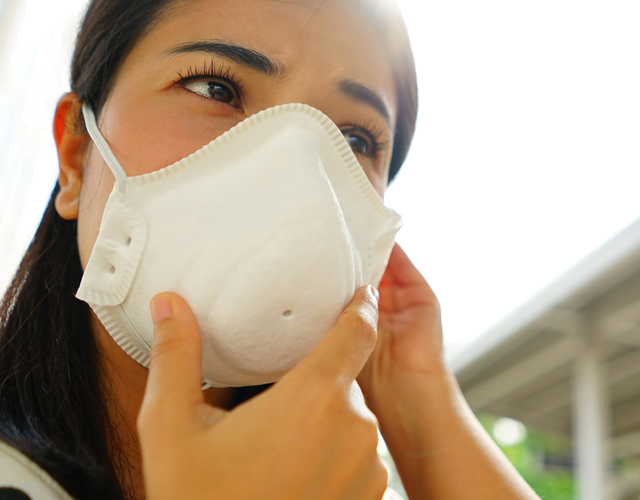 your-skin-vs-air-pollution-hero-image-mobile.jpg
