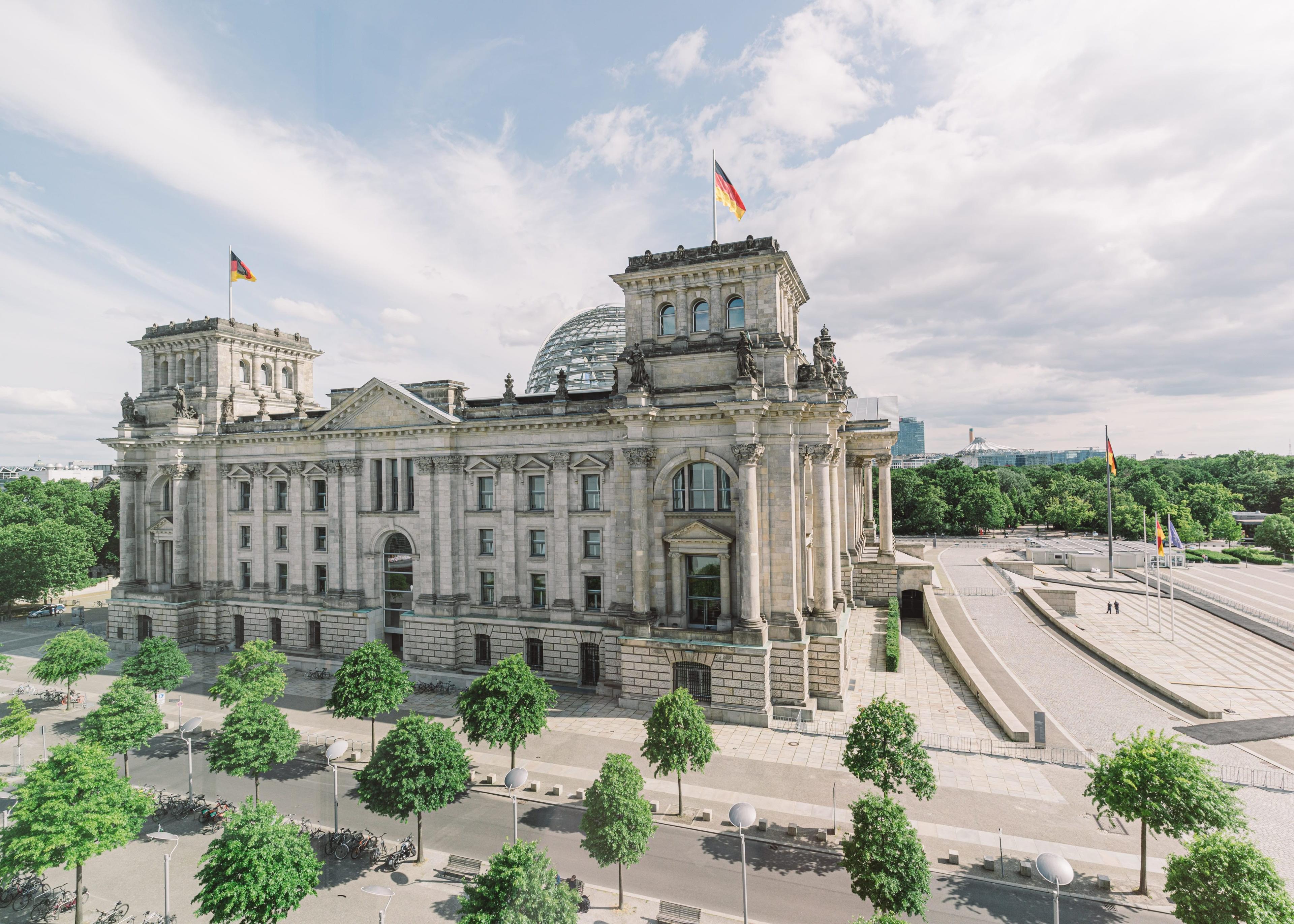 Berlin-Reichstag-top