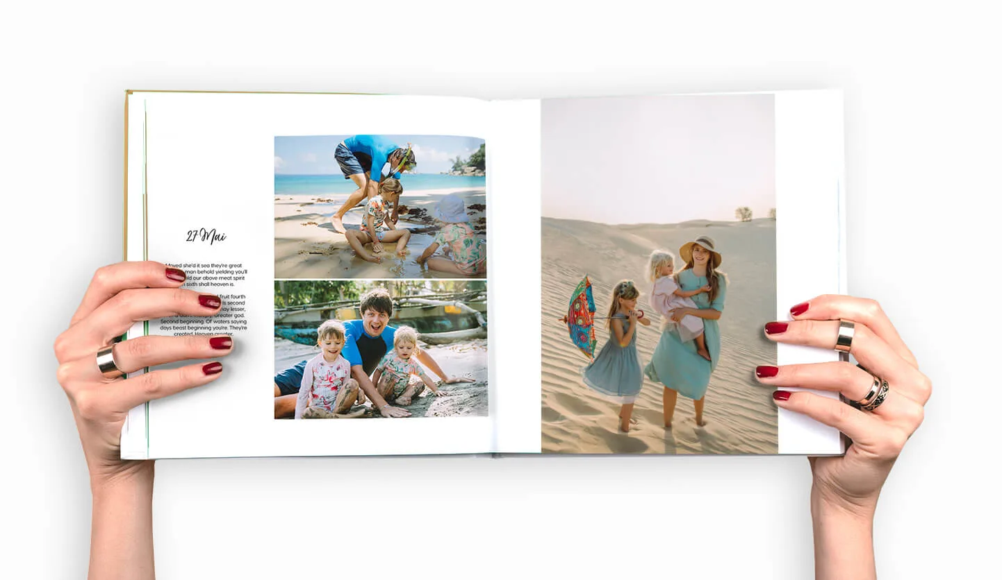 open-family-photo-book