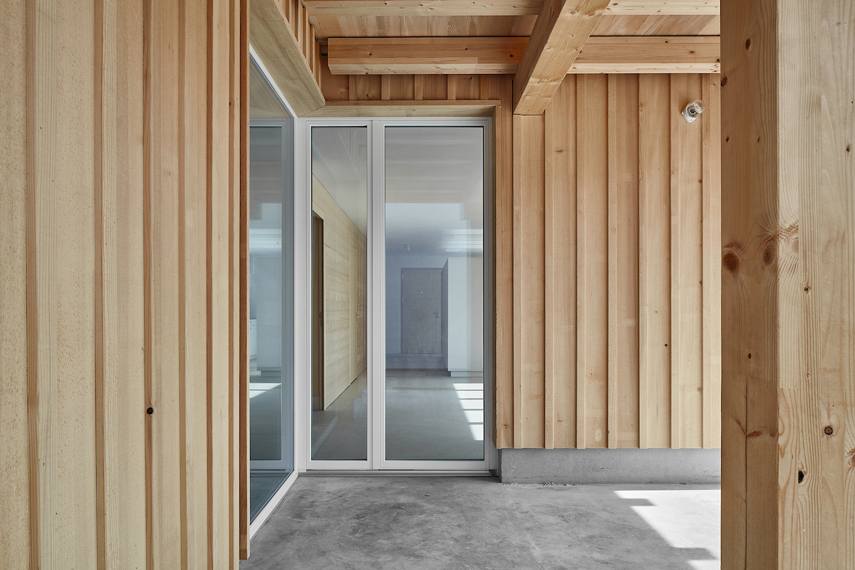 Das schönste Holzhaus 2020: Wohnhaus vis-à-vis von luna productions aus der Schweiz
