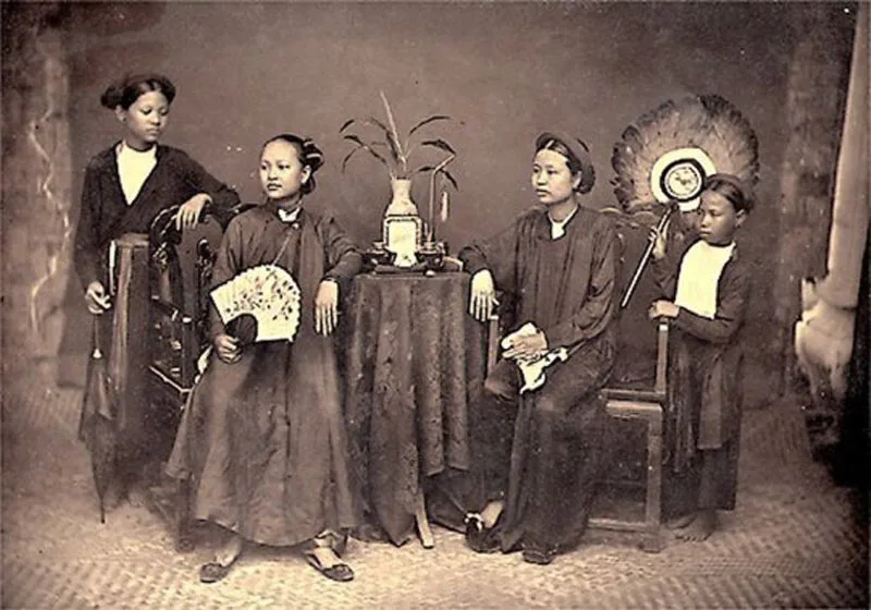 Source: https://kampatour.com/ao-dai-vietnam