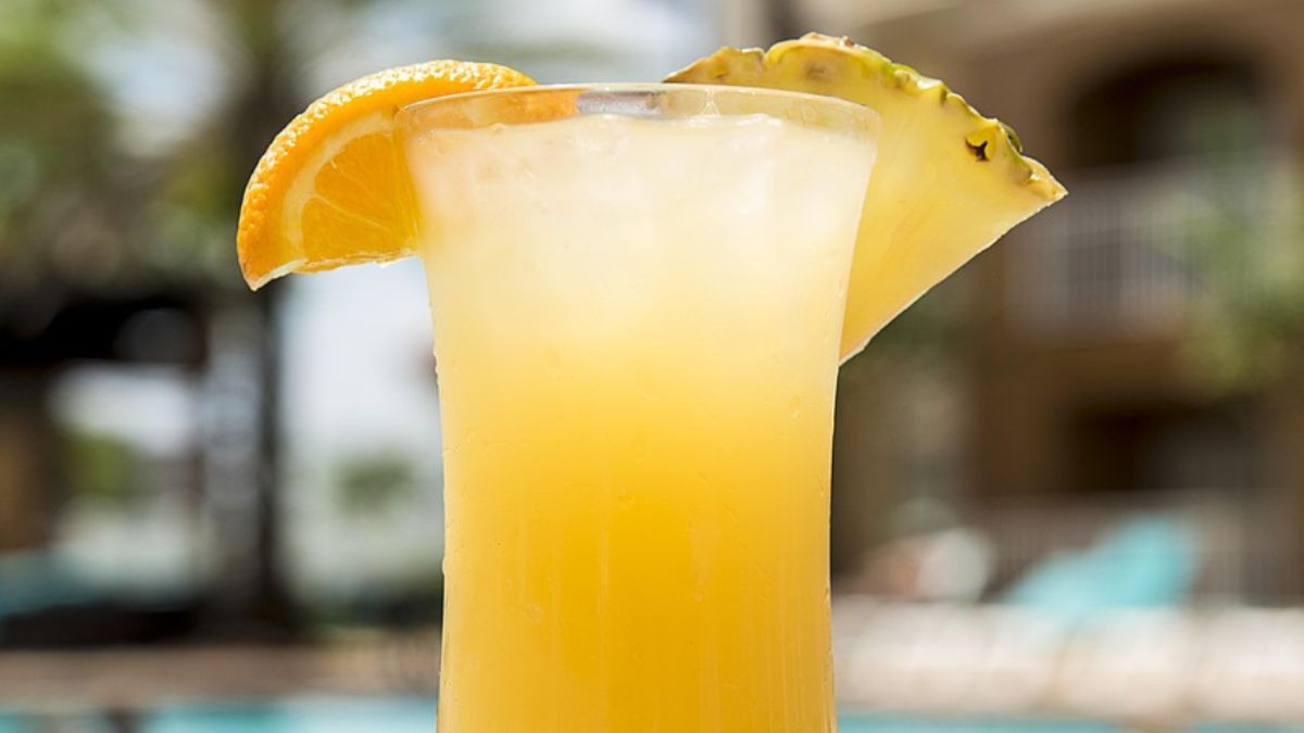 Best Summer Drinks You Can Make with Just 3 Ingredients; Recipes Inside_Alt Text