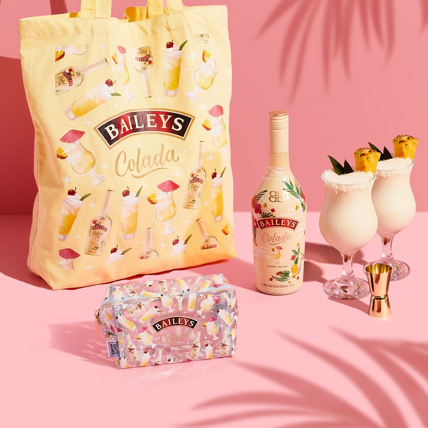 Baileys Skinnydip tote bag, makeup bag and Colada cocktails 