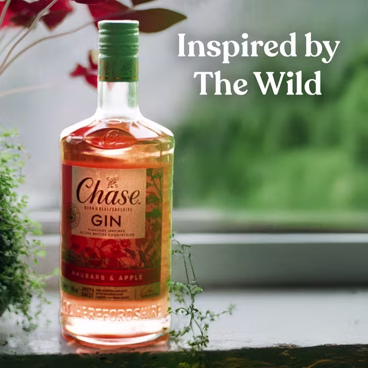 Chase Rhubarb and Apple - "Inspired by the wild"