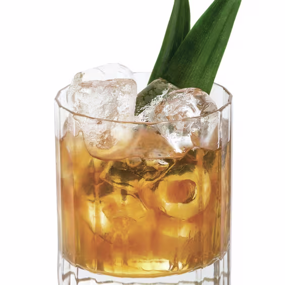 Salted Piña Colada con Zacapa