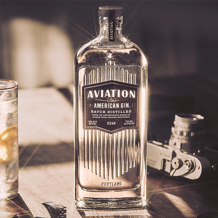 Aviation American Gin lifestyle