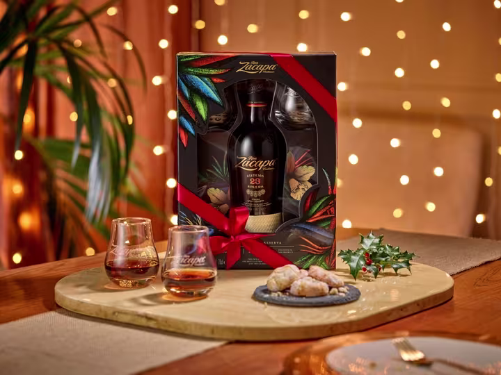 Ron Zacapa Centenario plug glasses on a table
