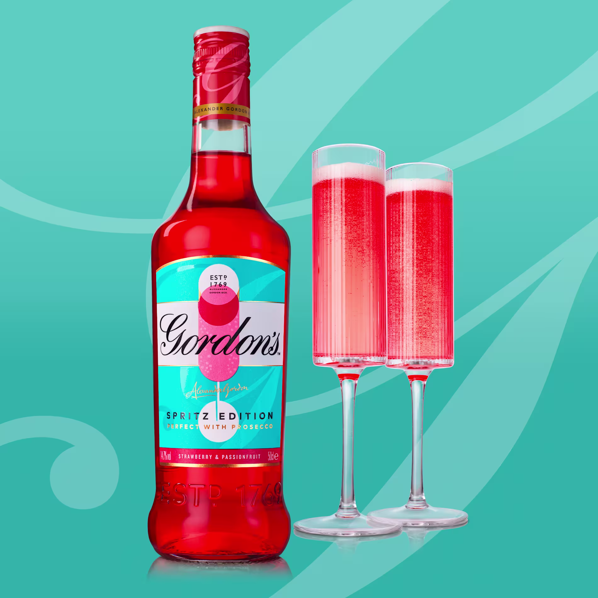 Gordons Strawberry & Passionfruit Spritz Edition with 2 spritz glasses