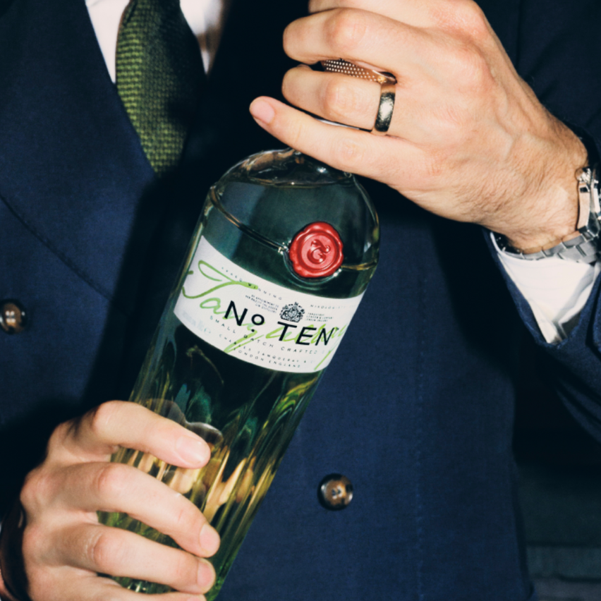 Tanqueray 10