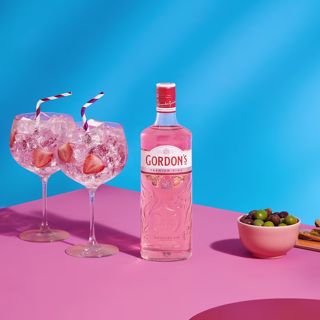 Gordon’s Premium Pink Distilled Gin 70cl