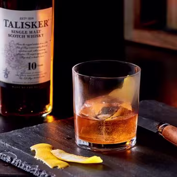 Talisker 10 Old Fashioned Tea With Bottle 4X5