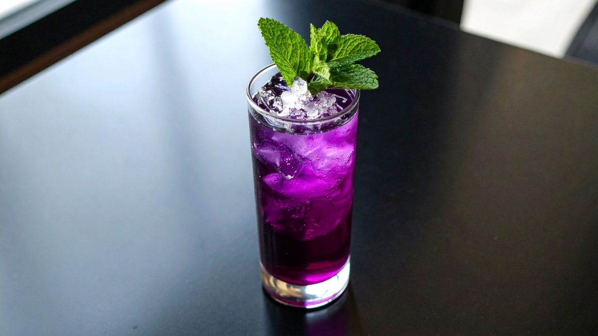 How To Make A Minty Jamun Coconut Highball: Recipe And Variations To Try For World Coconut Day 2026_HeroImage_AltText