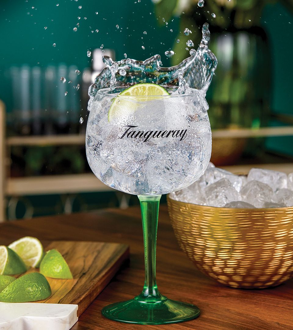 Tanqueray Family Splash F21 Q3 Instagram 1080x1080