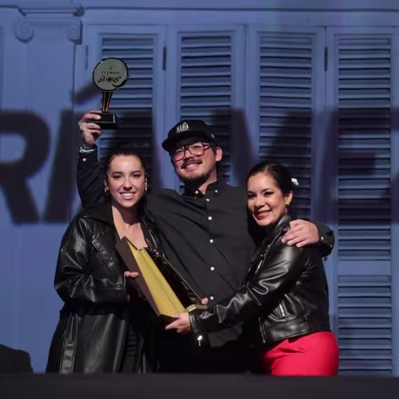 En la imagen se ve a los cocineros  ganadores de los Premios Somos