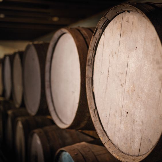 Casks of Distinction Distillery Image Cask Selection Sales Presenter Book