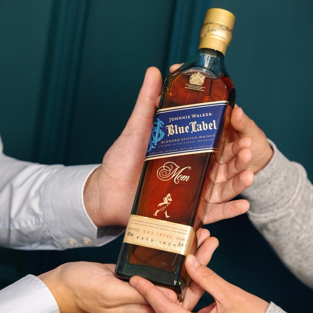 Johnnie Walker Blue Label Mother's Day Engraved Bottle | Comes